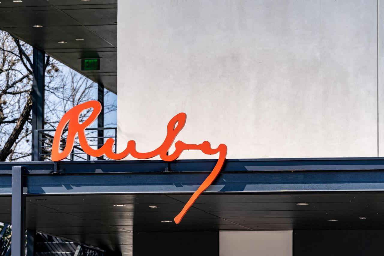 The Ruby Hotel Раунд-Рок Екстер'єр фото